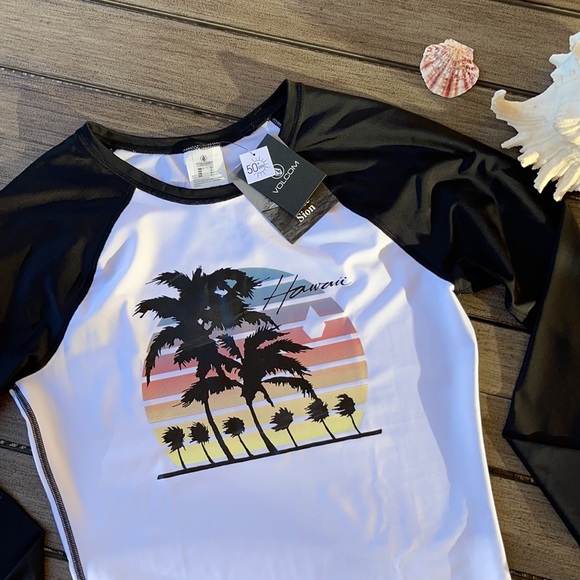 🌴🔆VOLCOM- RASH GAURD LONG SLEEVE HAWAII 🔆🌴 - Picture 3 of 7